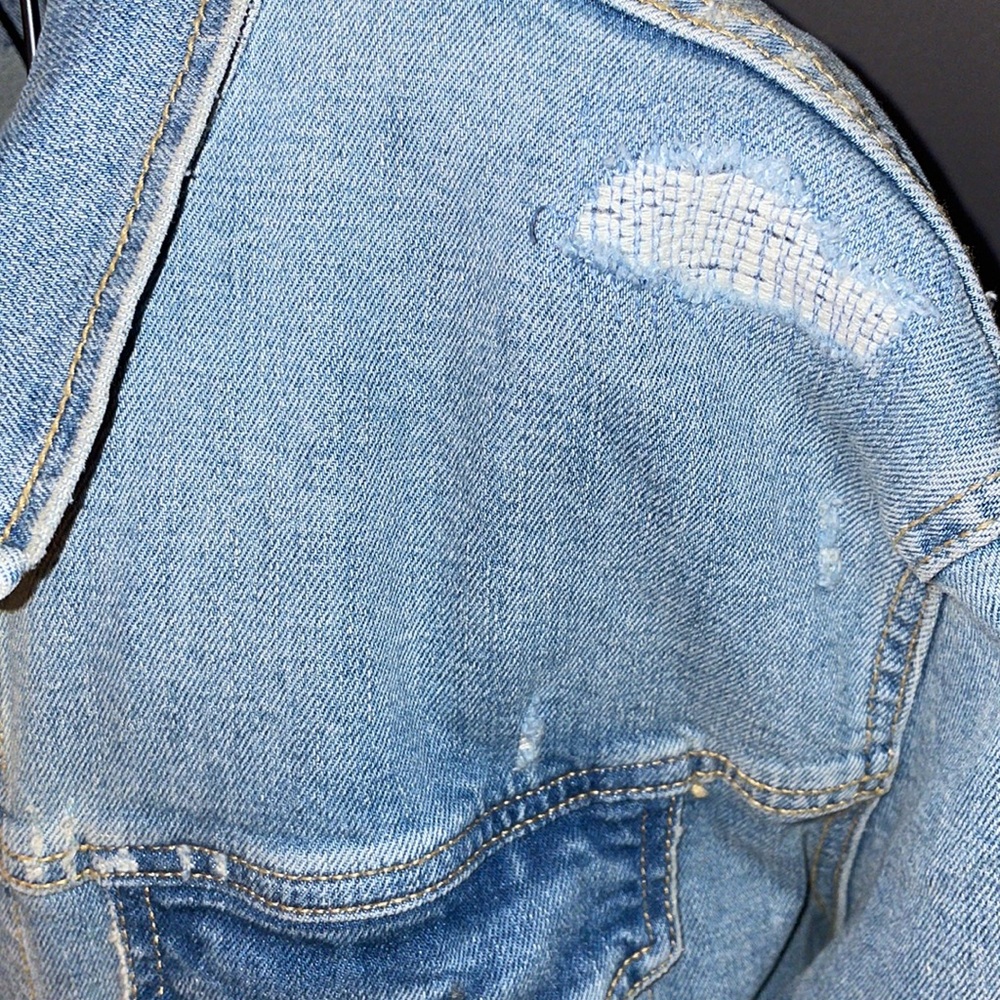 NWOT.  Men’s Old Navy Jean jacket size large - Picture 2 of 8